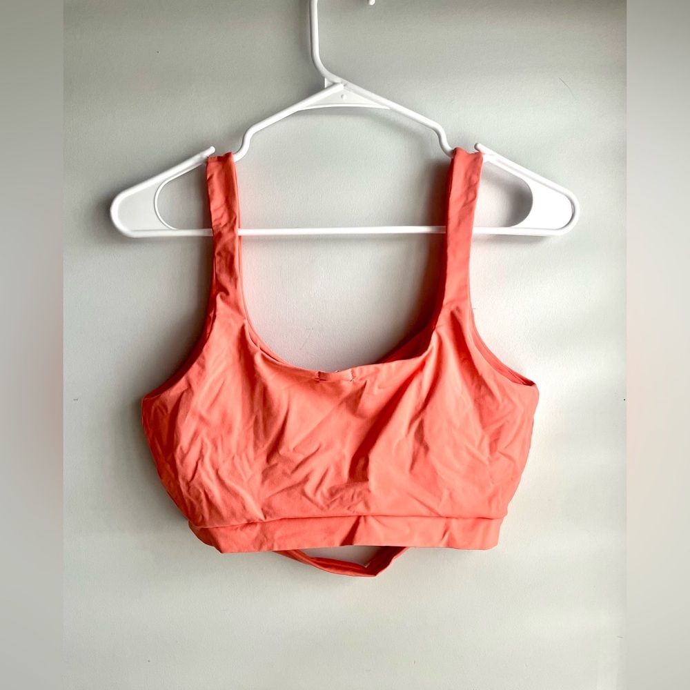 ๐(2 for $15)๐ Garage Coral Cutout Crop Top - Picture 4 of 4